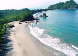 beach manuel antonio